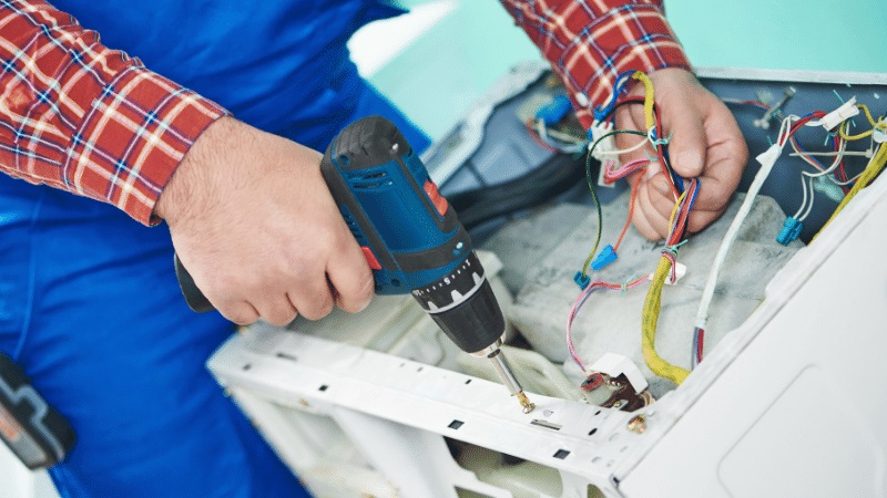 Kırkağaç Simfer Simfer çamaşır makinesi kart tamiri – Su almama arızası orijinal parça ile giderildi. - Teknik servis örneği